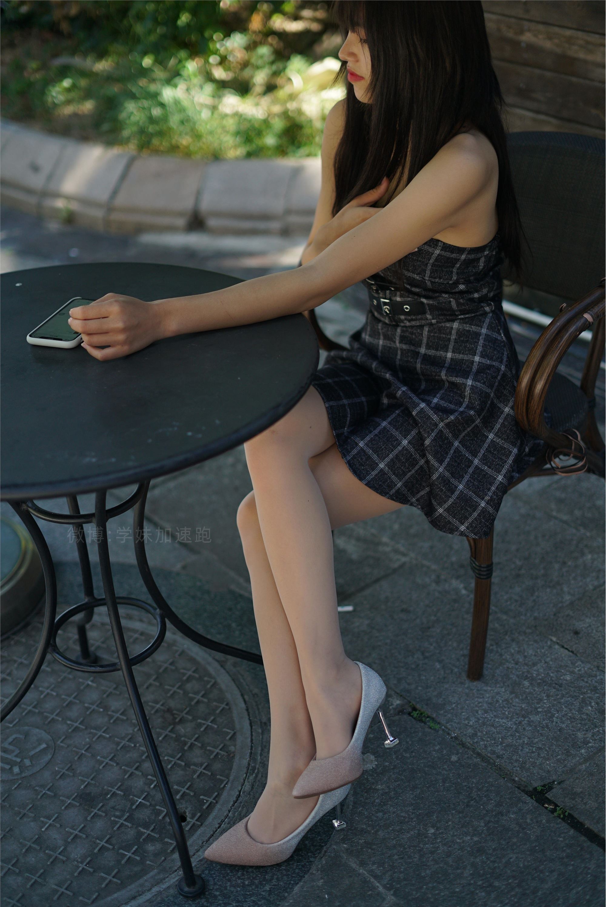 学妹加速跑 XM065《就是如此迷人-敏儿》